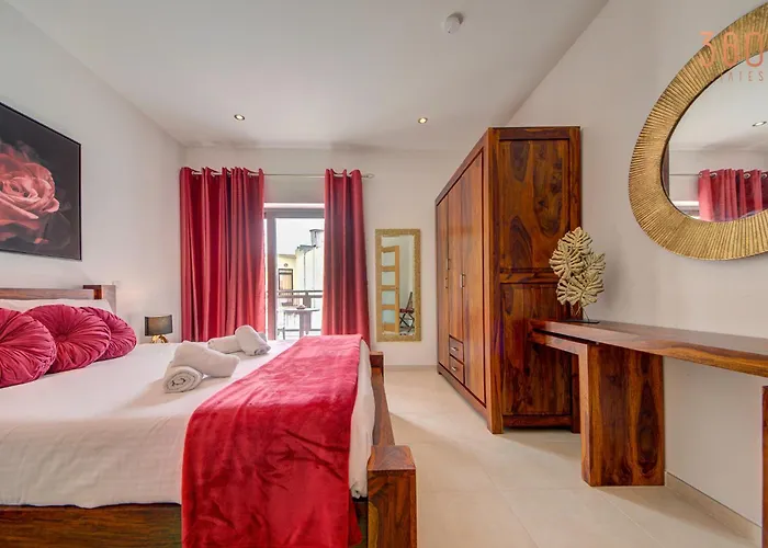 A Lovely 2br With A Private Balcony By 360 Estates